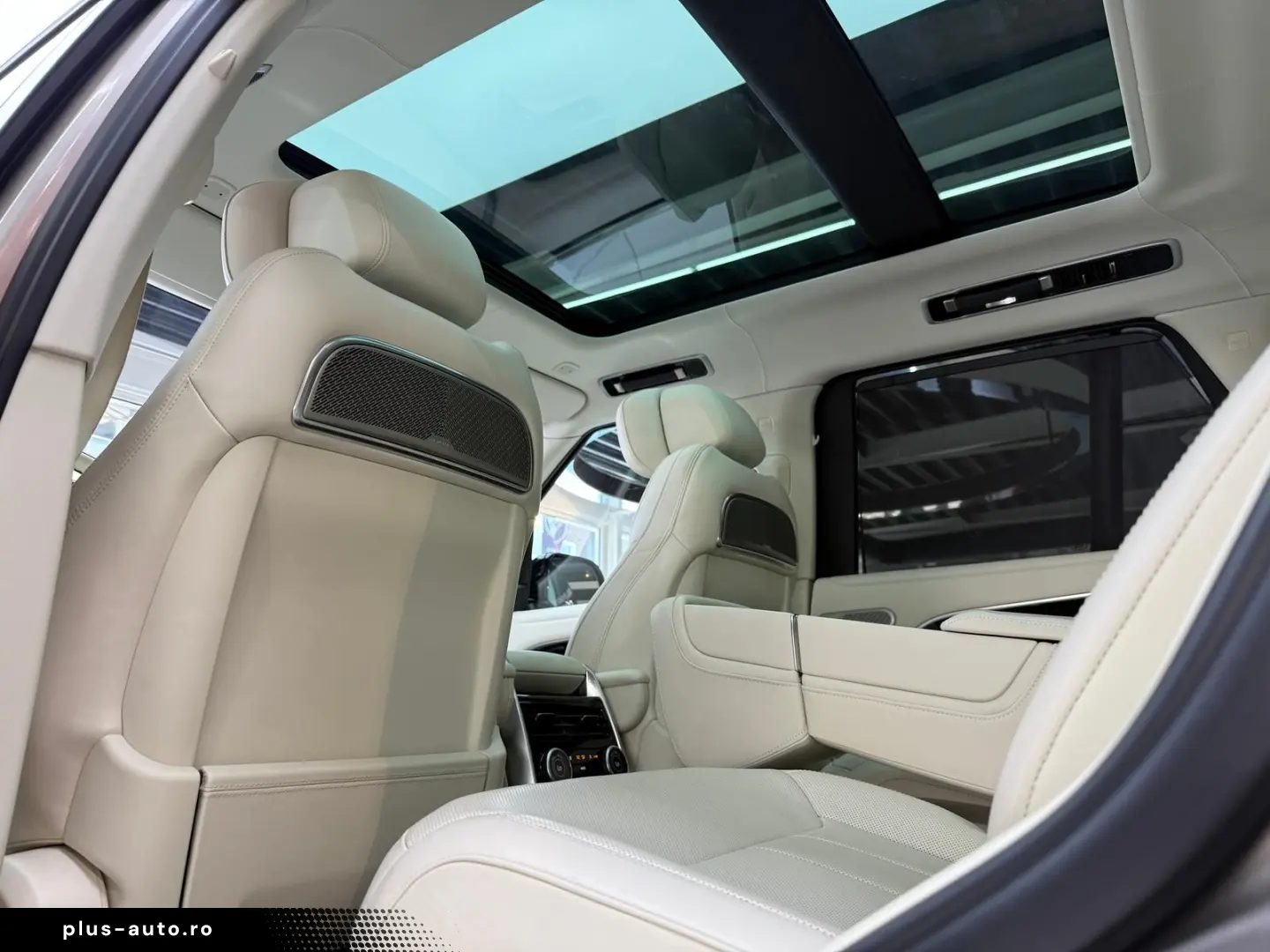 LAND ROVER Range Rover Autobiography
