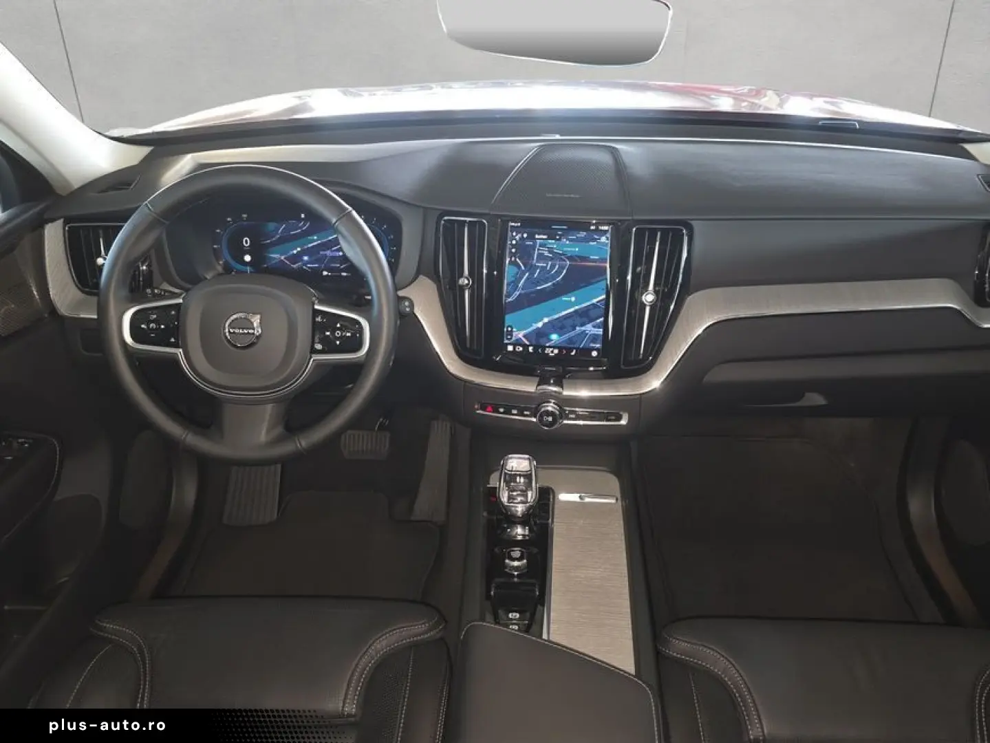 VOLVO XC60 B5 B AWD Plus Dark
