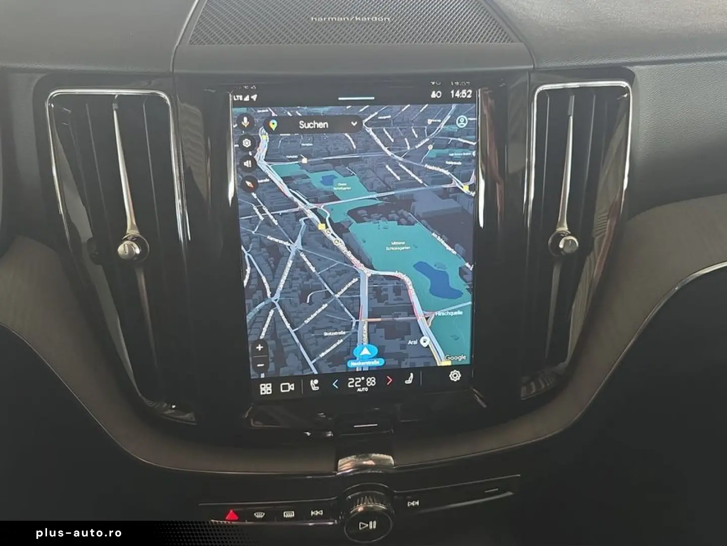 VOLVO XC60 B5 B AWD Plus Dark
