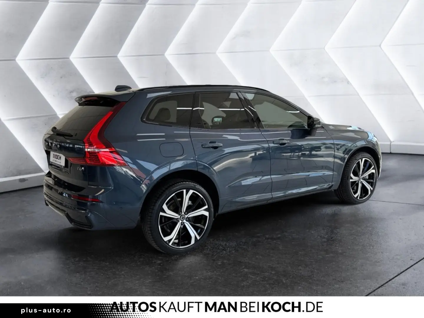 VOLVO XC60 T6 AWD Ultra Dark
