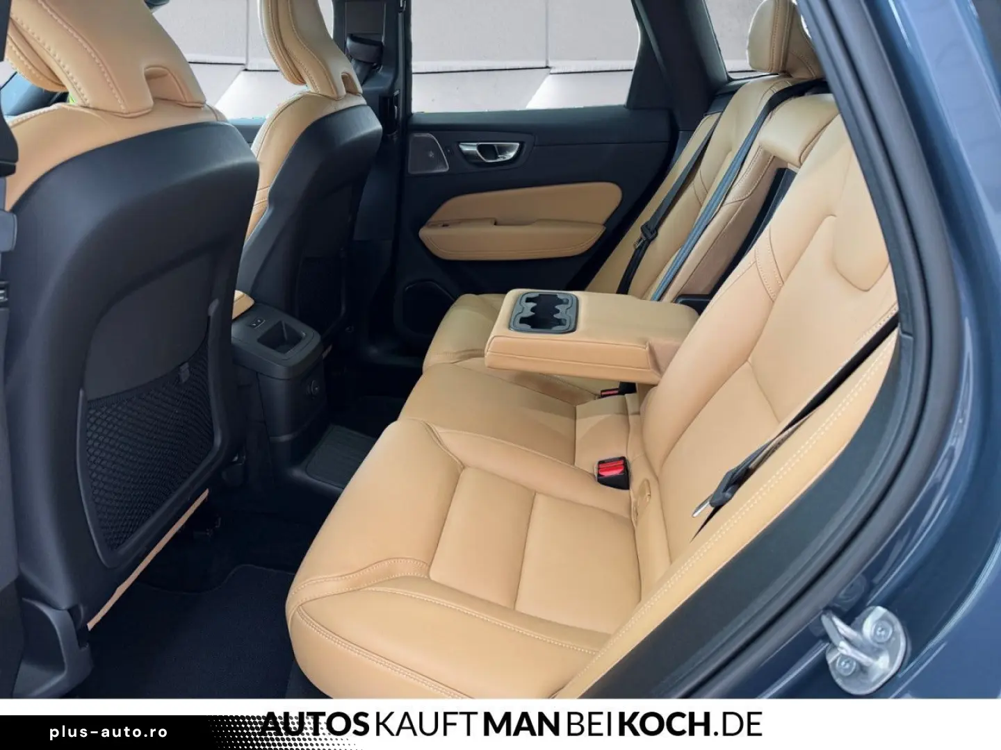 VOLVO XC60 T6 AWD Ultra Dark