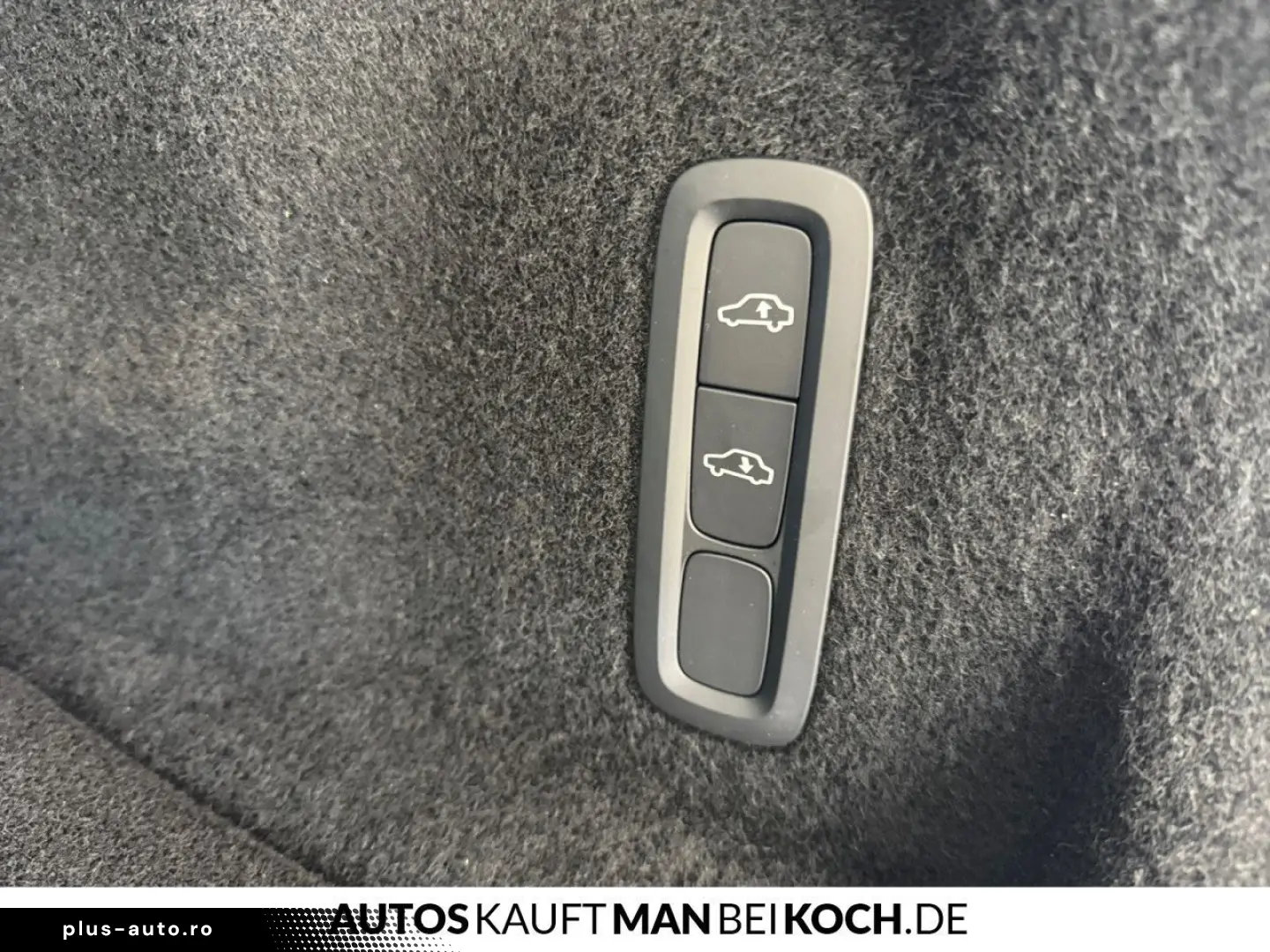 VOLVO XC60 T6 AWD Ultra Dark
