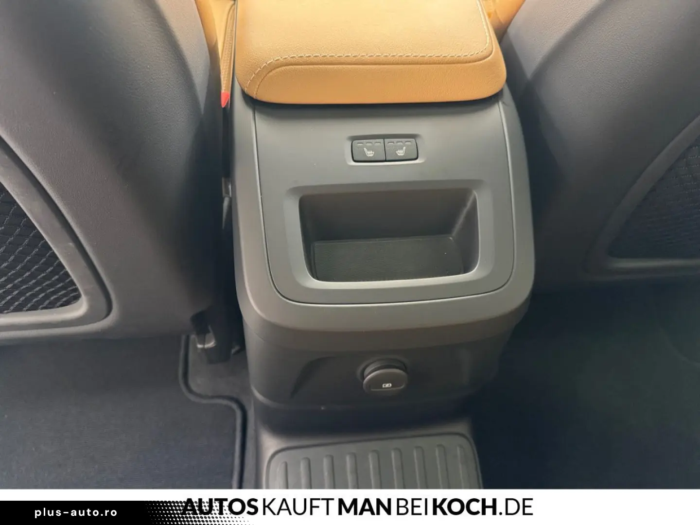 VOLVO XC60 T6 AWD Ultra Dark