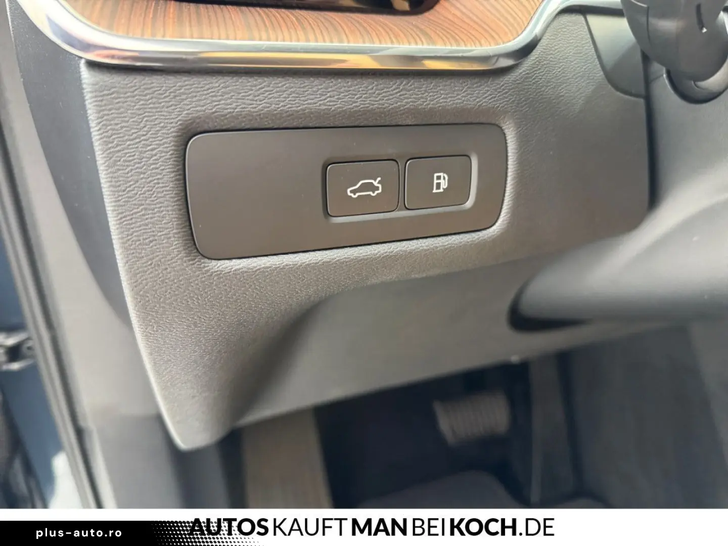 VOLVO XC60 T6 AWD Ultra Dark