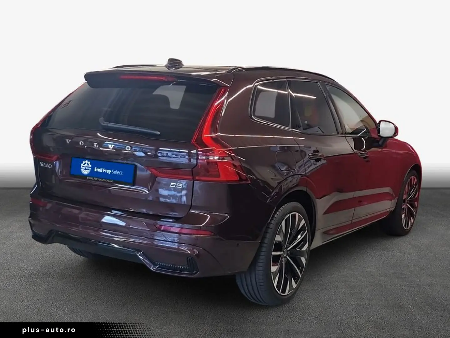 VOLVO XC60 B5 B AWD Ultra Dark