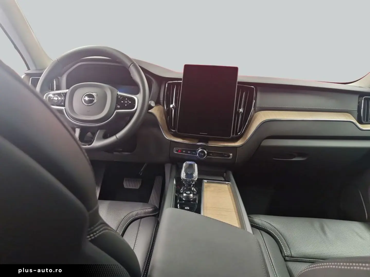 VOLVO XC60 B5 B AWD Ultra Dark