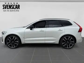 VOLVO XC60 B5 Ultra Dark AWD B&W Pano 360 Massage 22