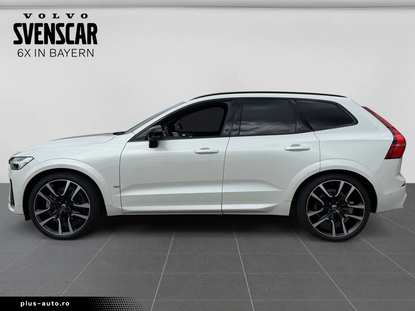 VOLVO XC60 B5 Ultra Dark AWD B&W Pano 360 Massage 22