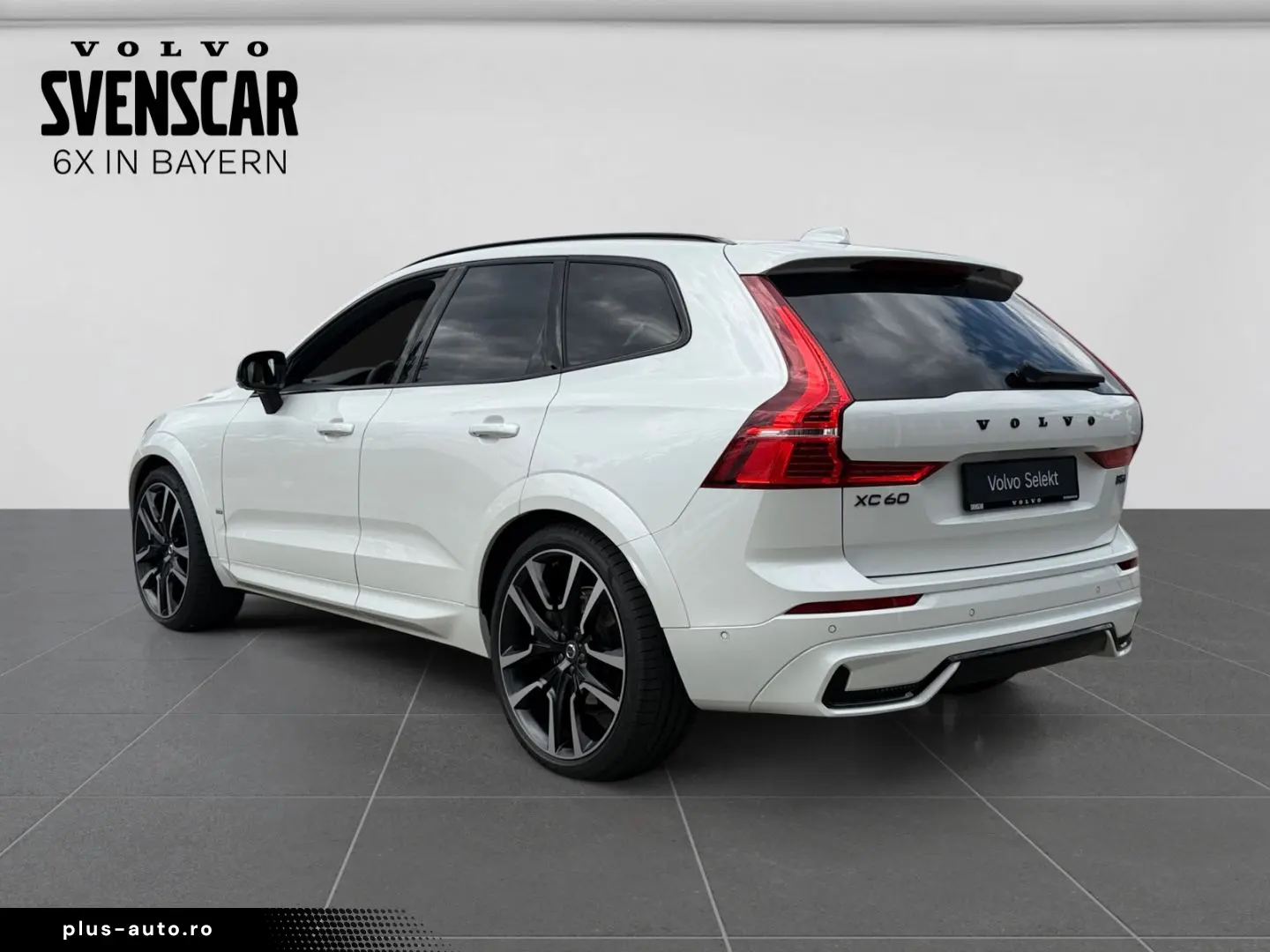 VOLVO XC60 B5 Ultra Dark AWD B&W Pano 360 Massage 22