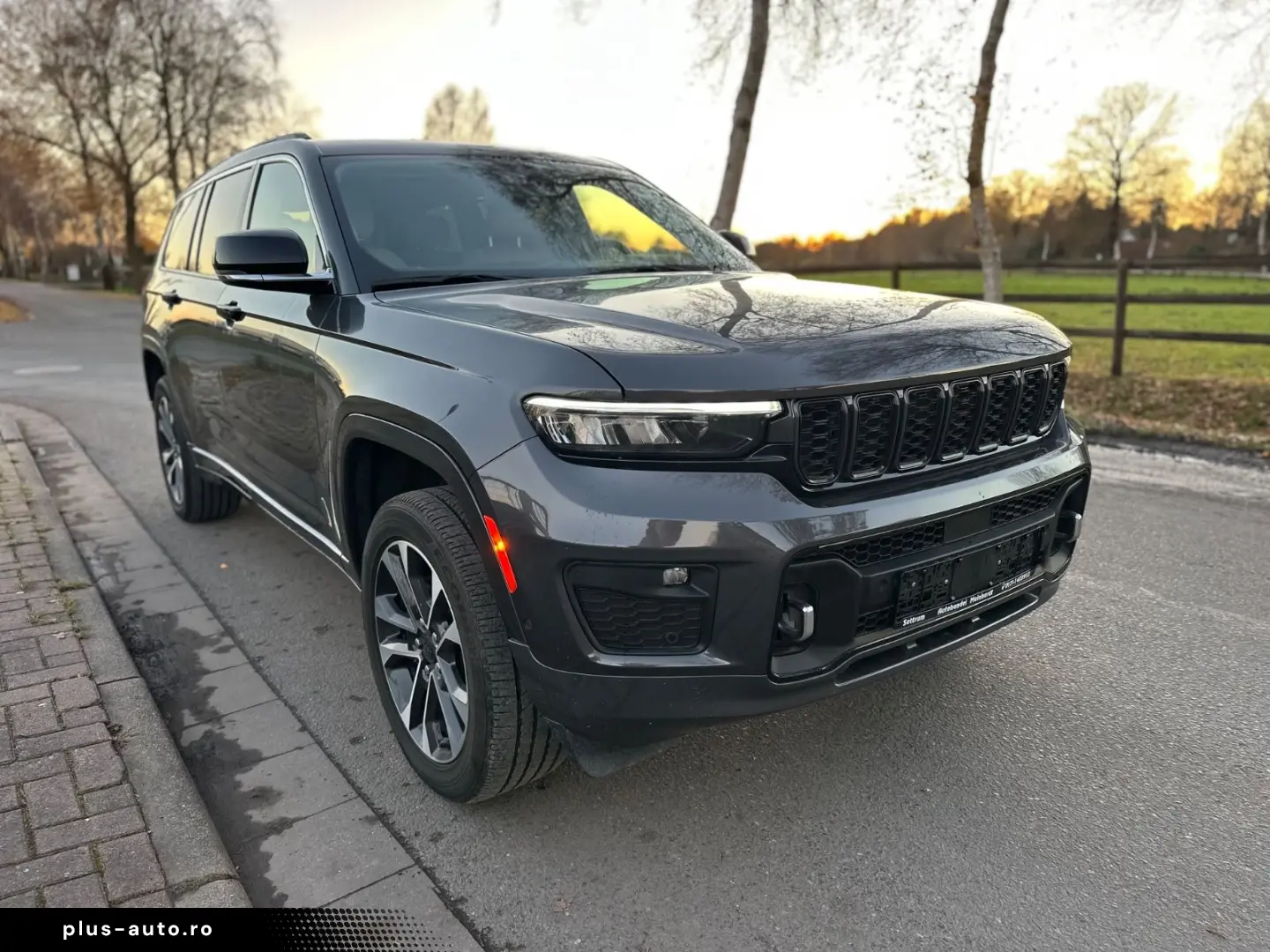 JEEP Grand Cherokee L  5.7l  Overland Automatik GPL