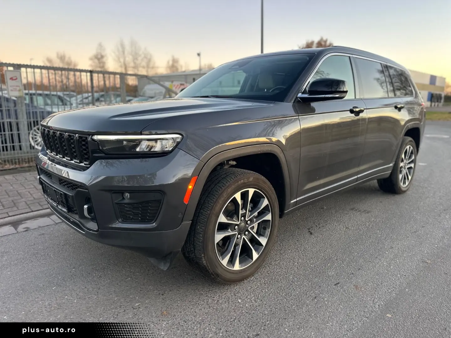 JEEP Grand Cherokee L  5.7l  Overland Automatik GPL