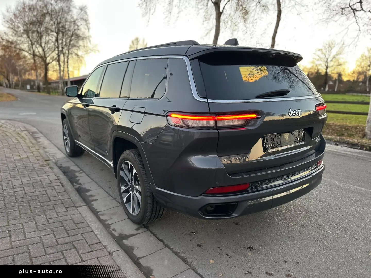 JEEP Grand Cherokee L  5.7l  Overland Automatik GPL