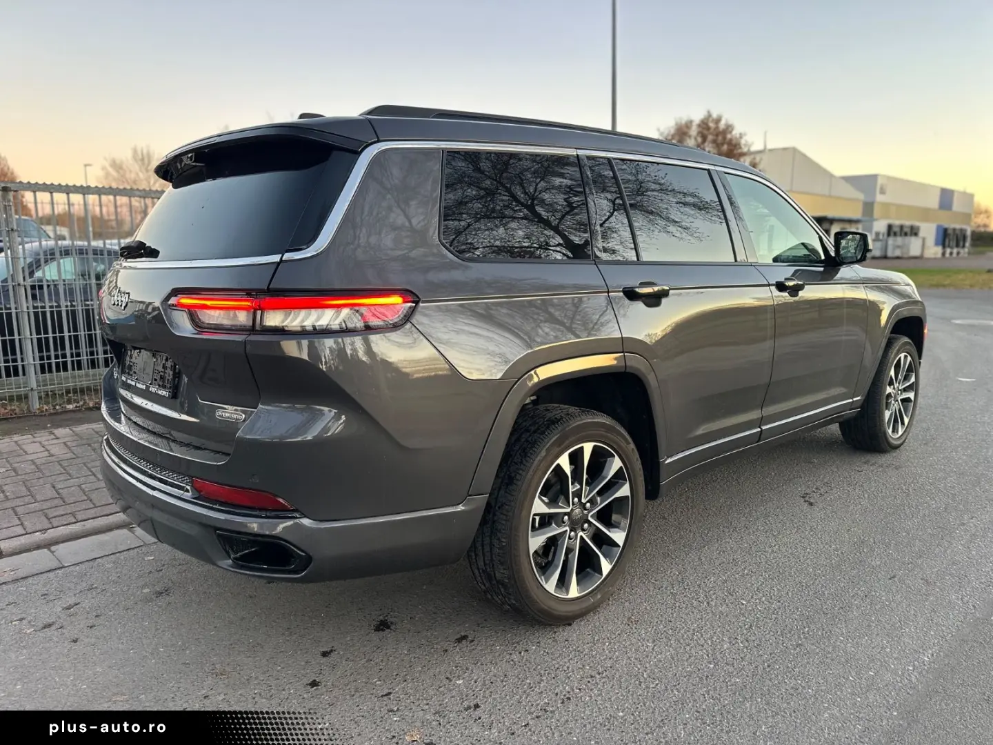 JEEP Grand Cherokee L  5.7l  Overland Automatik GPL