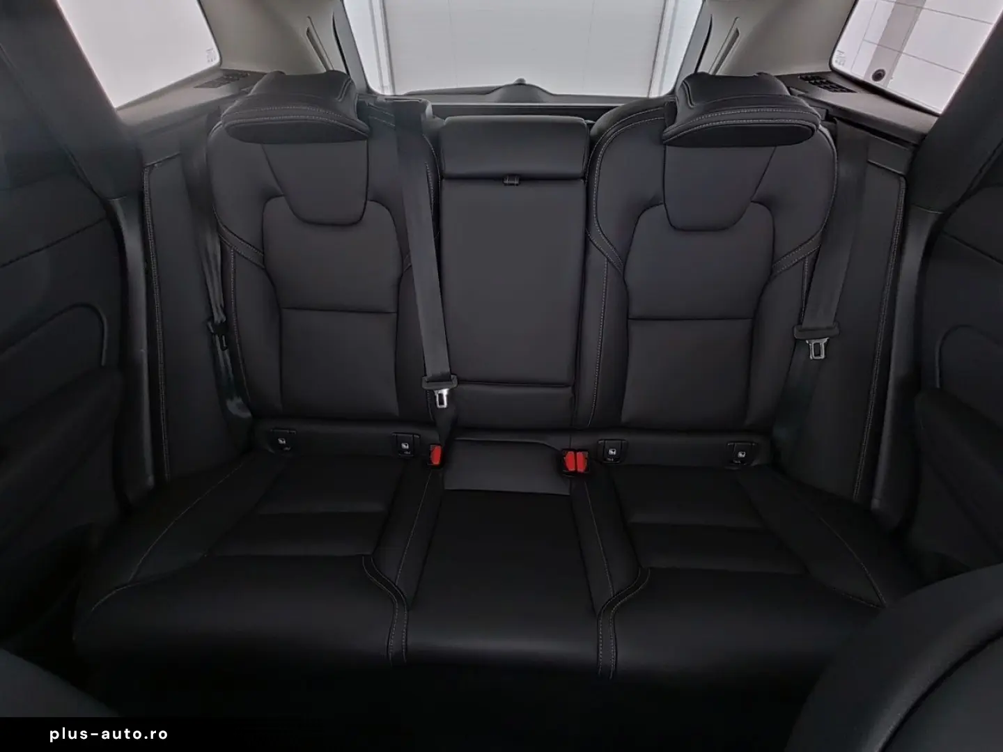 VOLVO XC60 B5 Ultra Dark AWD