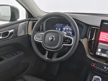 VOLVO XC60 B5 Ultra Dark AWD