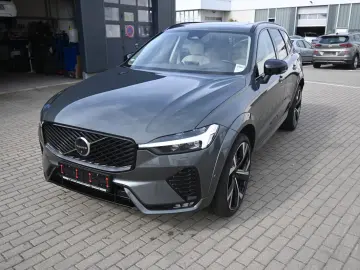 VOLVO XC60 B5 B  Ultra Dark AWD