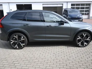 VOLVO XC60 B5 B  Ultra Dark AWD