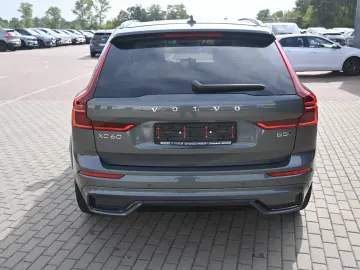 VOLVO XC60 B5 B  Ultra Dark AWD