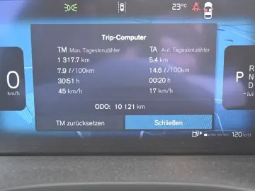 VOLVO XC60 B5 B  Ultra Dark AWD