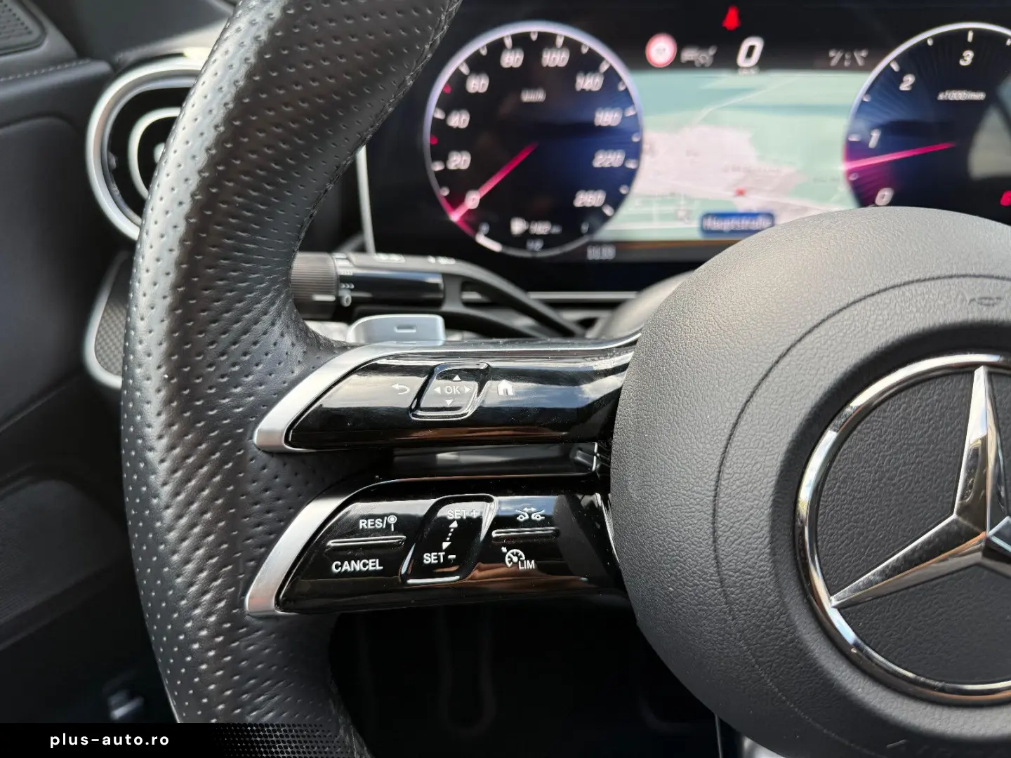 MERCEDES-BENZ C 220d 9G AMG Line LED DISTR CAM MBUX AHK ViCo