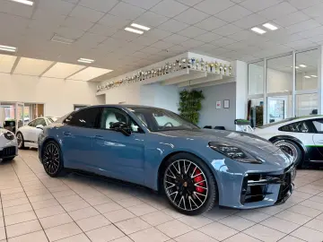 PORSCHE Panamera GTS ACC   Carbon   Hinterachslenkung