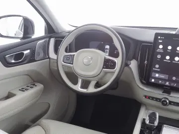 VOLVO XC60 T8 AWD Ultra Bright