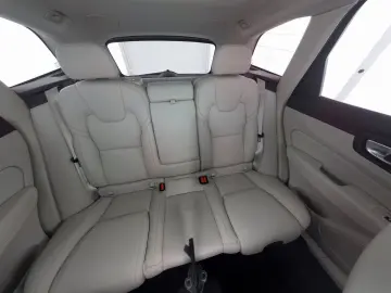 VOLVO XC60 T8 AWD Ultra Bright