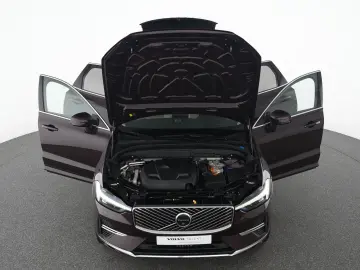 VOLVO XC60 T8 AWD Ultra Bright