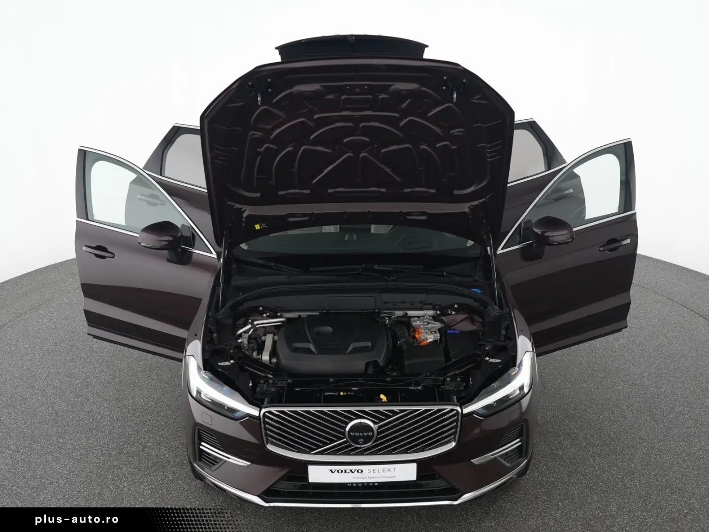 VOLVO XC60 T8 AWD Ultra Bright