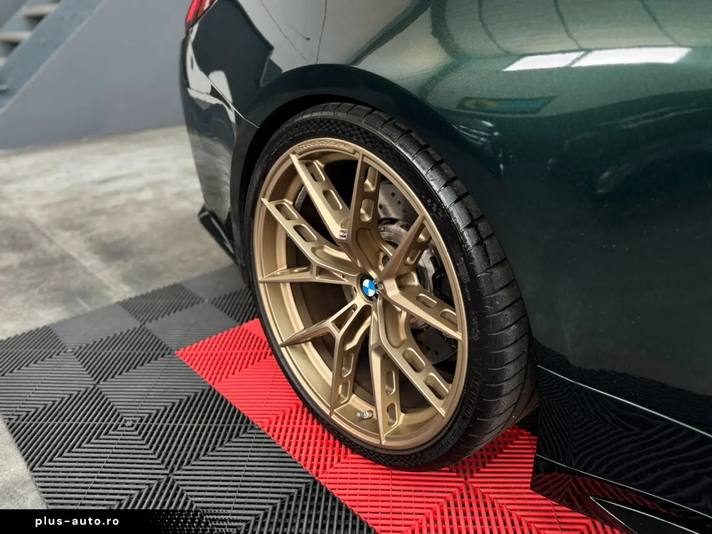 BMW M4 Competition  Individual Schalen Garan2029