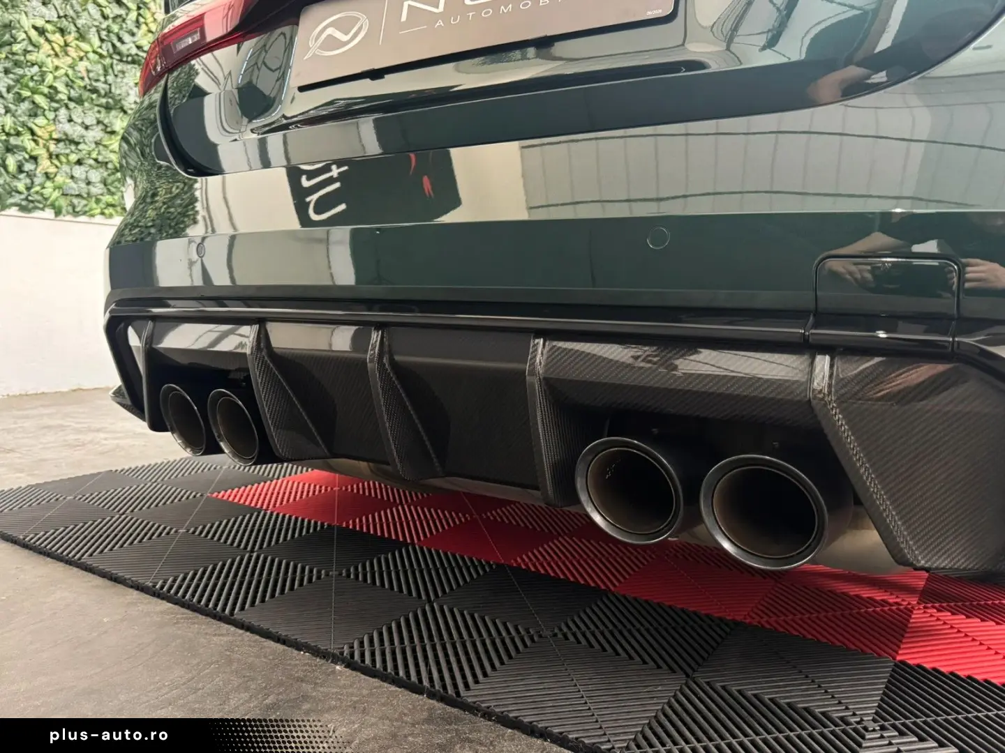 BMW M4 Competition  Individual Schalen Garan2029