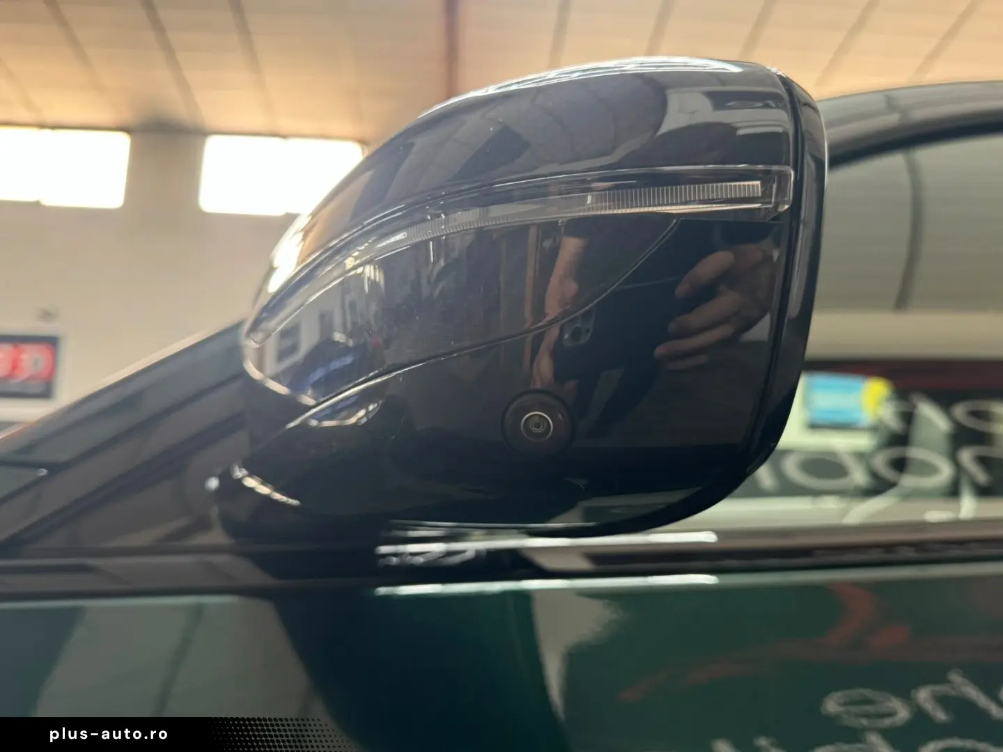 BMW M4 Competition  Individual Schalen Garan2029
