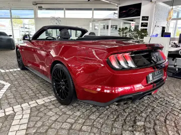 FORD Mustang GT V8 Autom.   UNFALLFREI   1.Hand   Top