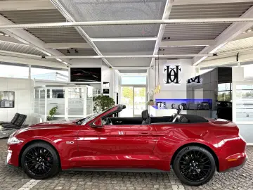 FORD Mustang GT V8 Autom.   UNFALLFREI   1.Hand   Top