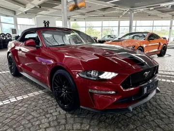 FORD Mustang GT V8 Autom.   UNFALLFREI   1.Hand   Top
