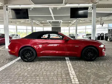 FORD Mustang GT V8 Autom.   UNFALLFREI   1.Hand   Top