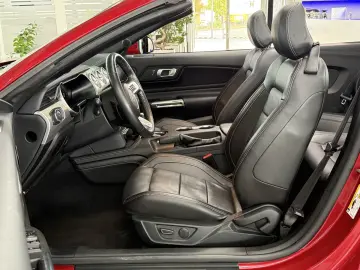 FORD Mustang GT V8 Autom.   UNFALLFREI   1.Hand   Top