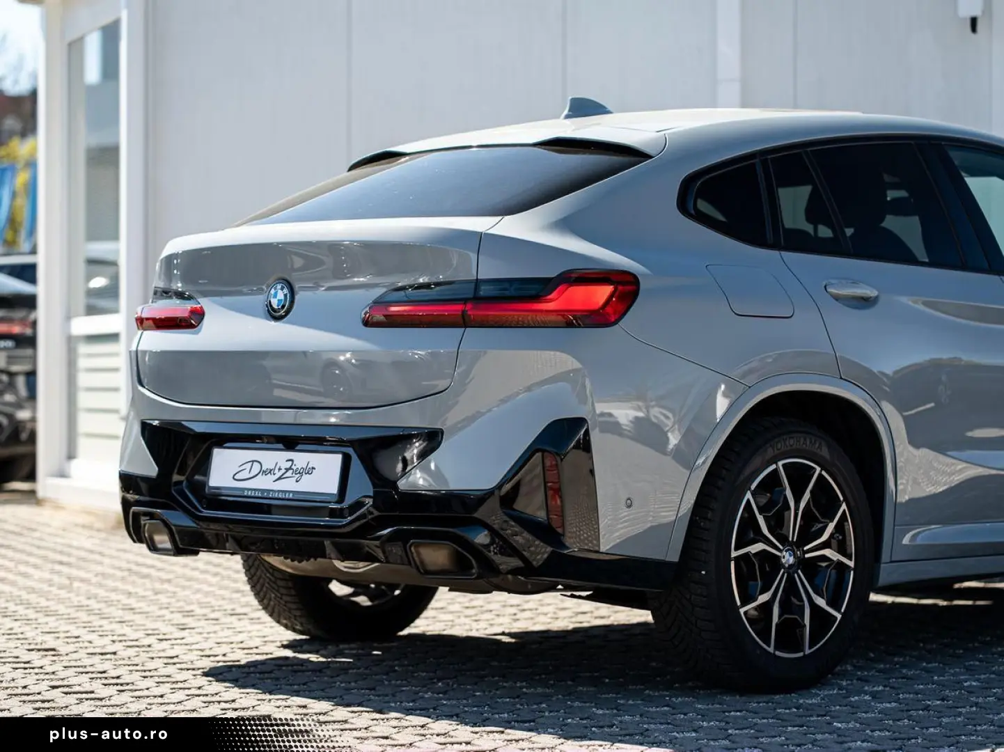 BMW X4 2025 — imagine 8