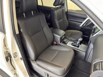 TOYOTA Land Cruiser 2.8 D4-D Executive