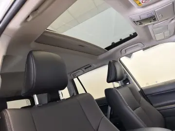TOYOTA Land Cruiser 2.8 D4-D Executive