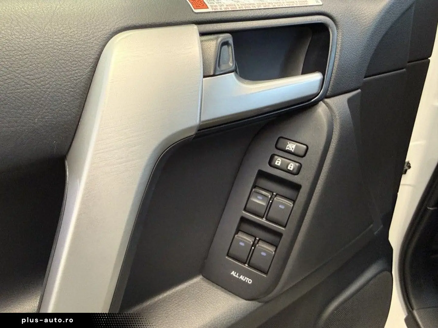 TOYOTA Land Cruiser 2.8 D4-D Executive