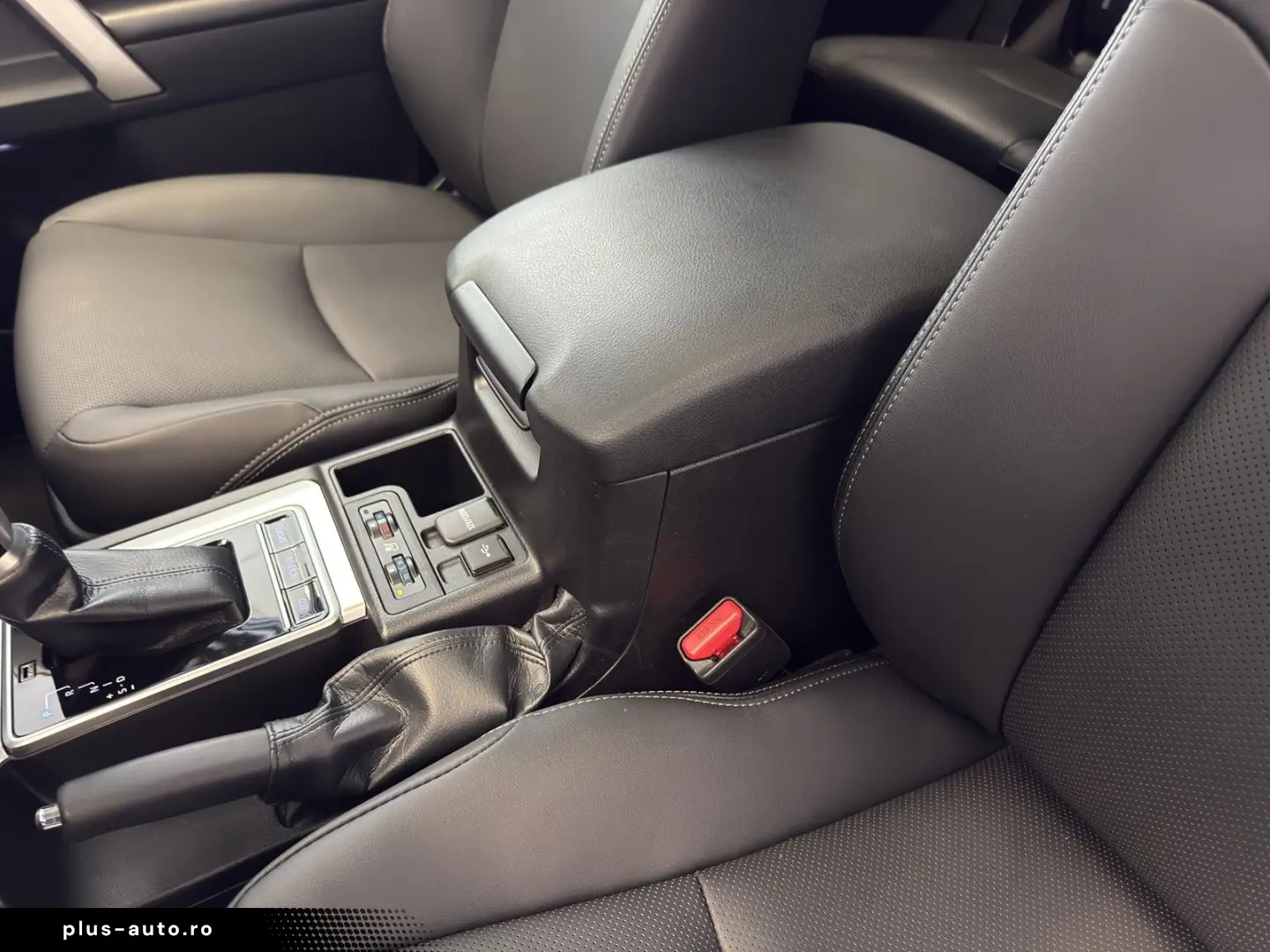 TOYOTA Land Cruiser 2.8 D4-D Executive