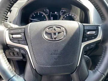 TOYOTA Land Cruiser 2.8D TEC-Edition 4x4