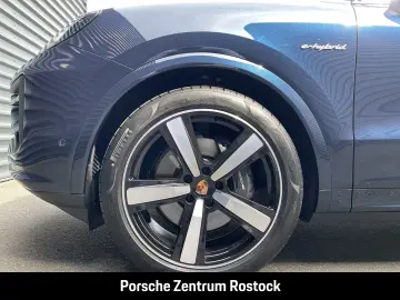Porsche Cayenne E-Hybrid Coupe Panorama Surround-View