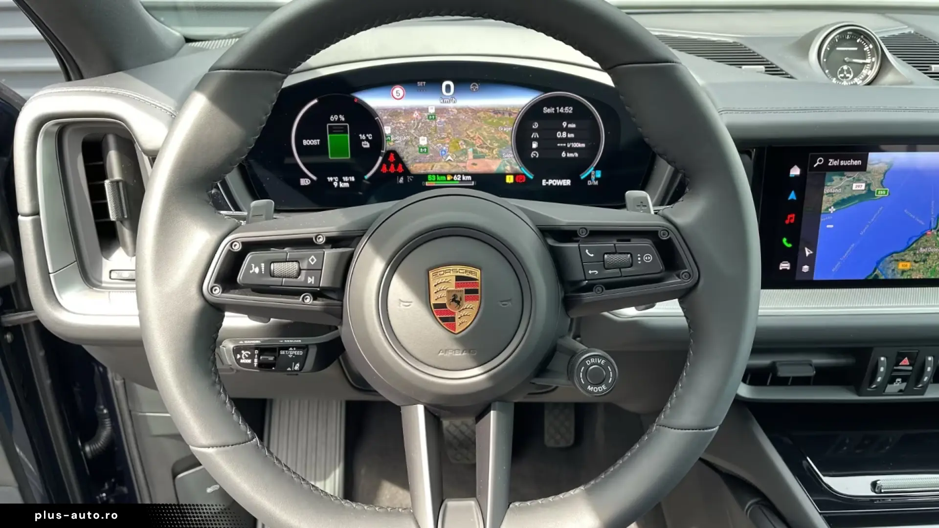 Porsche Cayenne E-Hybrid Coupe Panorama Surround-View