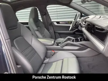 Porsche Cayenne E-Hybrid Coupe Panorama Surround-View