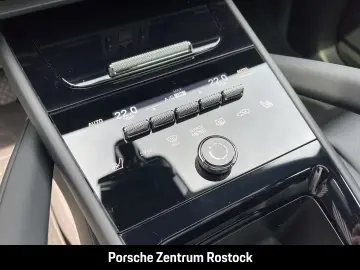 Porsche Cayenne E-Hybrid Coupe Panorama Surround-View