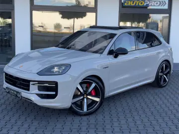 PORSCHE Cayenne S