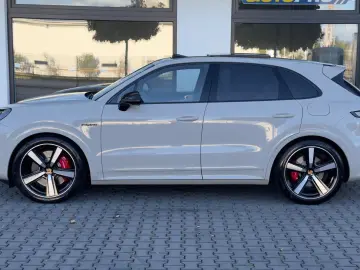 PORSCHE Cayenne S