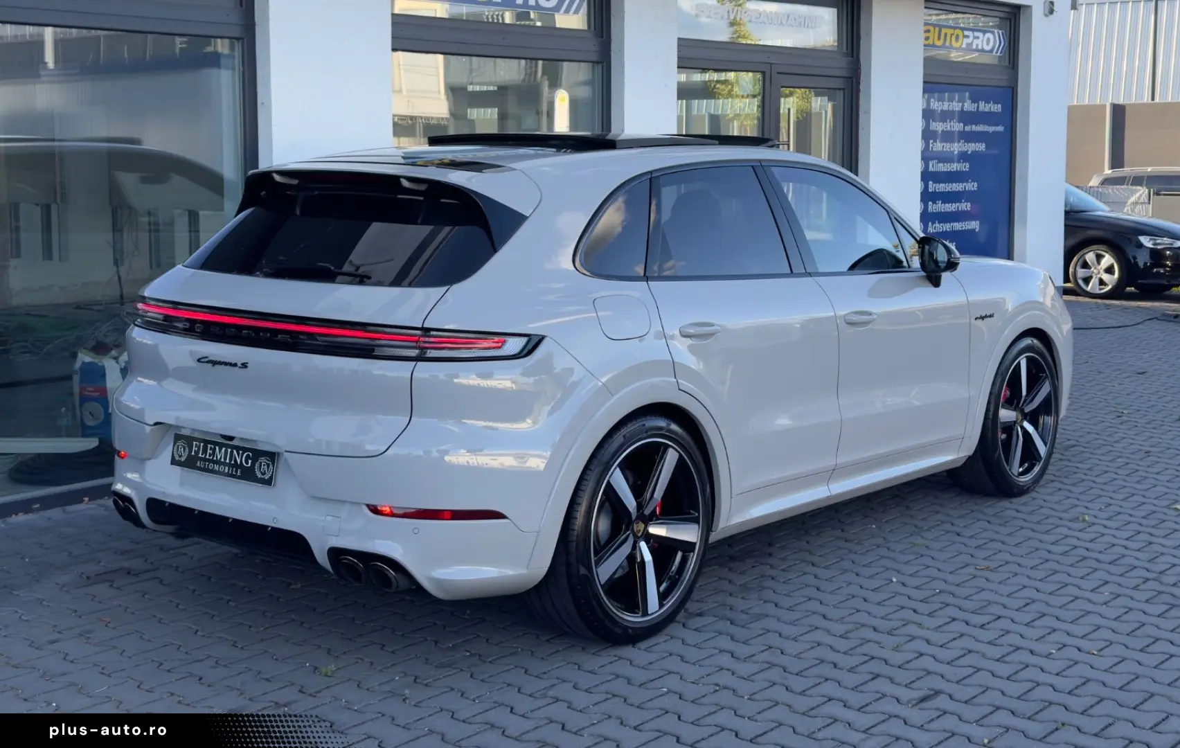 PORSCHE Cayenne S